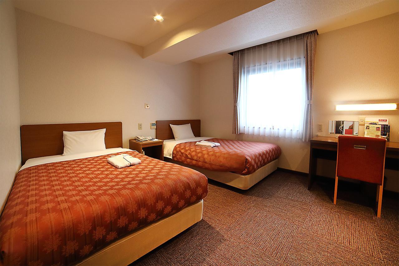 Kumegawa Wing Hotel 3*