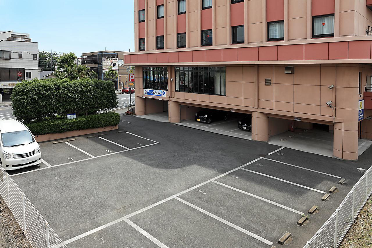 Kumegawa Wing